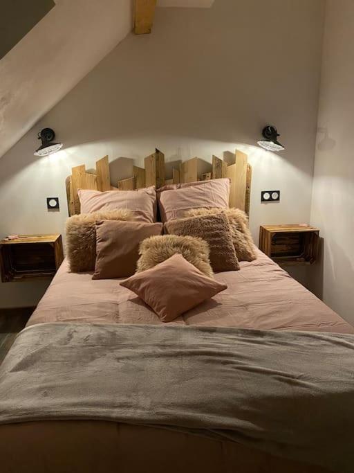 Als As De Coeur La Maison Aux Mille Et Un Coeurs Neuve-Eglise Luaran gambar