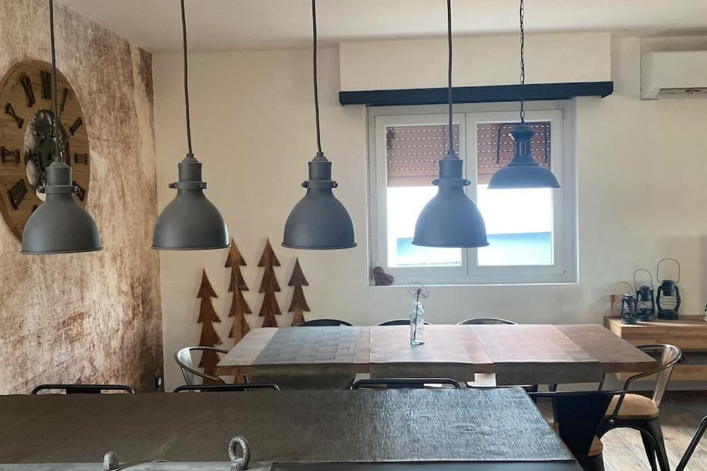 Als As De Coeur La Maison Aux Mille Et Un Coeurs Neuve-Eglise Luaran gambar